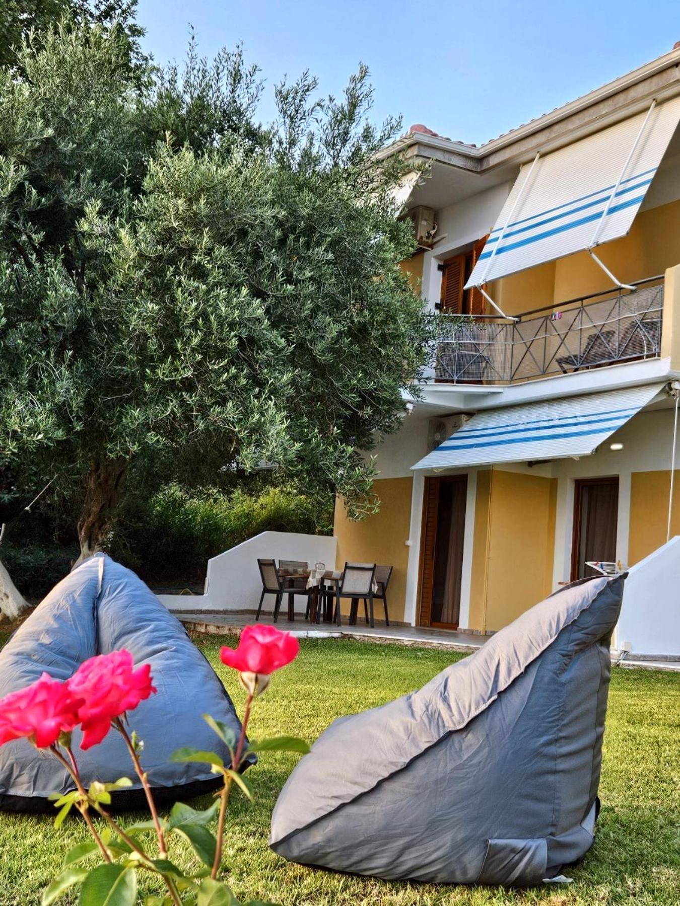 Artolithia Apartments Riza  Ngoại thất bức ảnh